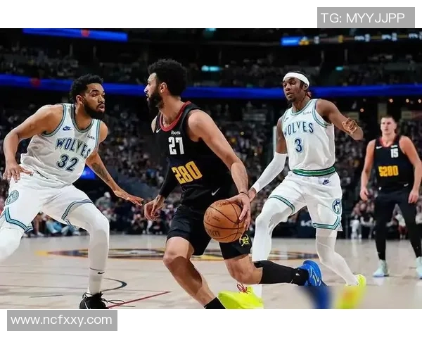 热火与勇士激战正酣10月18日NBA赛场火花四溅谁能笑到最后